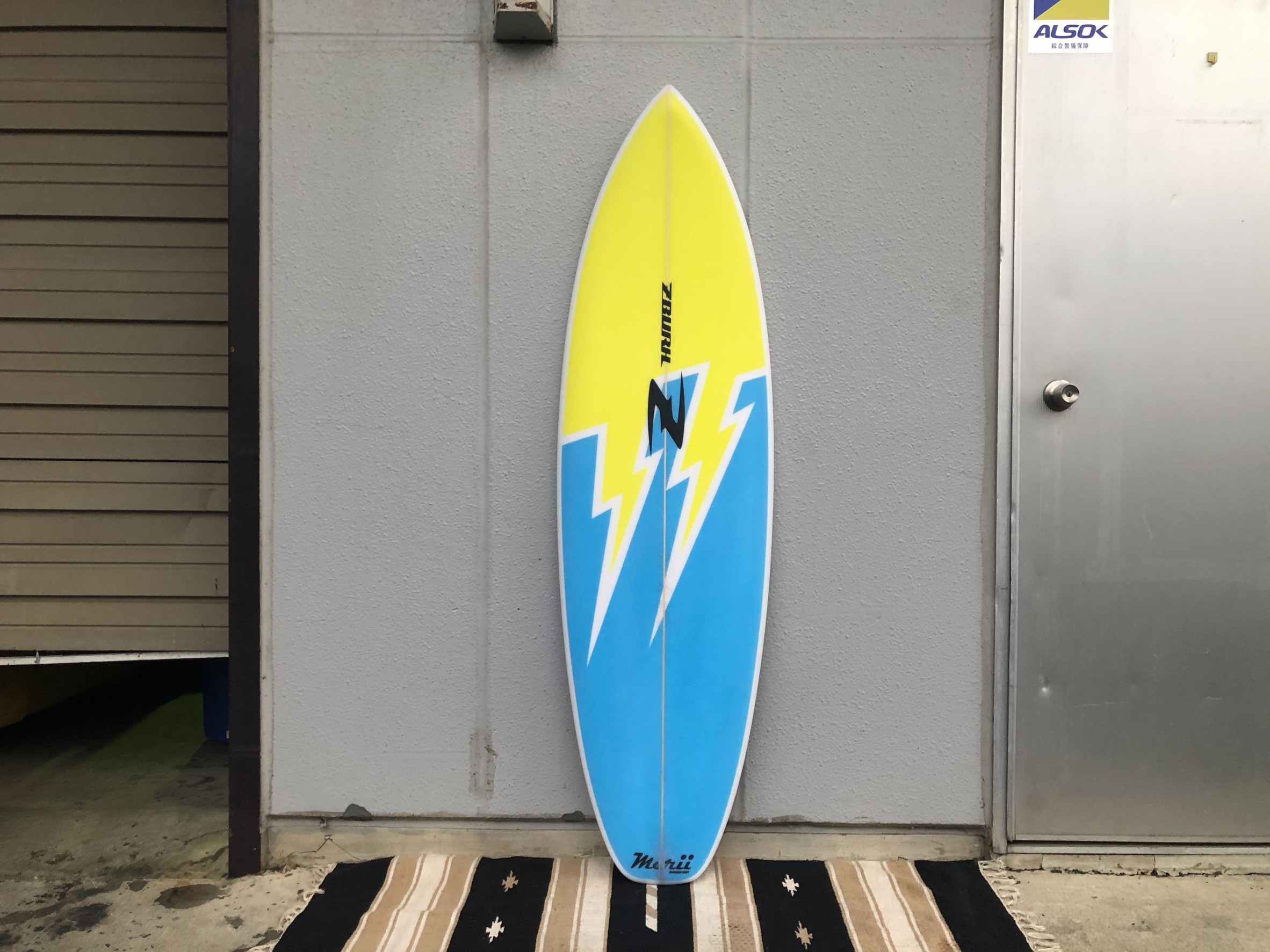 SURF FEVER – ZBURH CUSTOM SURFBOARDS